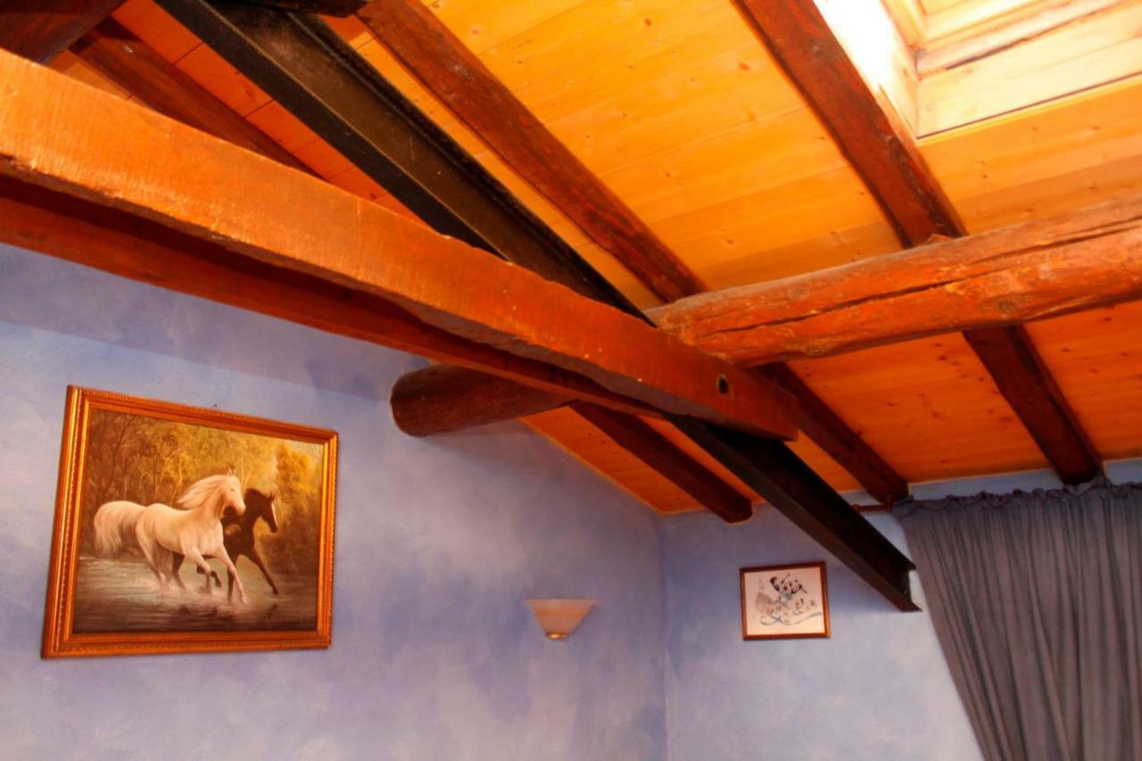 Bed and Breakfast Daina Bianca à Solignano Extérieur photo